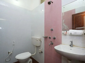 OYO 3066 D2 Holiday Inn