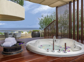 Pullman Phuket Karon Beach Resort ex. Hilton Phuket Arcadia Resort