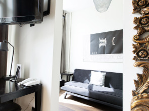 Quentin Amsterdam Hotel