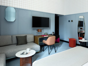 Отель Room Mate Giulia