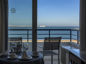 Hotel Puertobahia & Spa