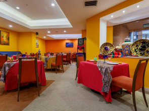 Отель Camino Real Aeropuerto Mexico