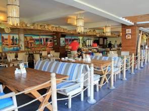 Bliss Surfer Hotel Legian