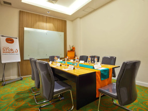 HARRIS Hotel & Conventions Denpasar Bali