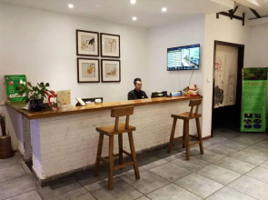 Chengdu Wenjun courtyard Hotel