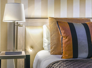 Hotel Eiffel Kennedy