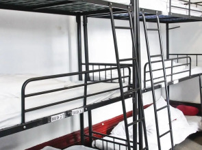 PubLove @ The Green Man - Hostel