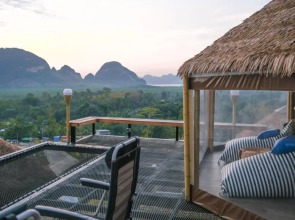 Beyond Skywalk Nangshi