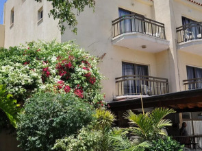 Mariela Hotel Apartments