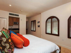 Casa Victoria Orchid