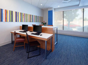 Holiday Inn Express Los Angeles Airport by IHG