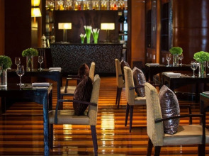 Renaissance Shanghai Pudong Hotel