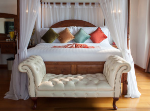 Tango Luxe Beach Villa Samui