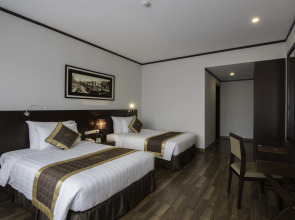 Thang Long Opera Hotel