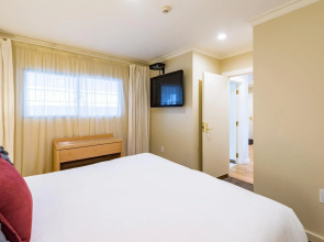 Paihia Beach Resort & Spa Hotel