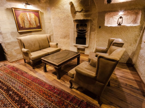 Sultan Cave Suites