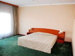 Khorezm Palace (Хорезм Пэлэс)