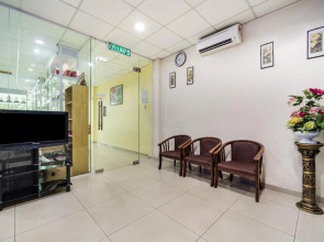 OYO 301 River Inn Hotel