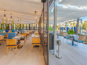 Corallium Beach by Lopesan Hotels - Adults Only