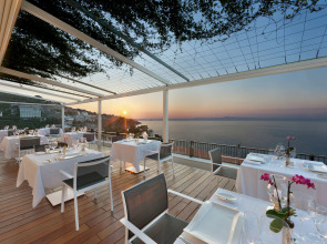 Отель Continental