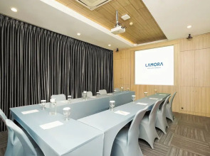 Lamora Kota Lama Surabaya