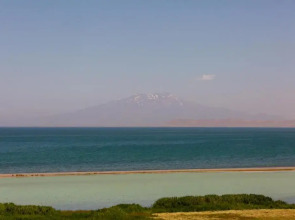 DoubleTree by Hilton Hotel Van