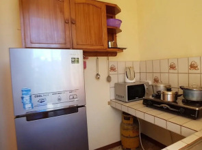 Allamanda Studios and Apartments