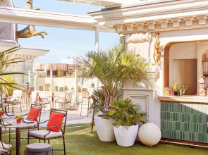 Отель Hyatt Centric Gran Via Madrid