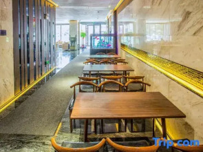 Zmax Hotel·Harbin Bingxue Big World