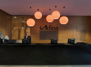 Adina Apartment Hotel Berlin Hackescher Markt