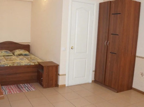 Lazurnaya Plus Hotel