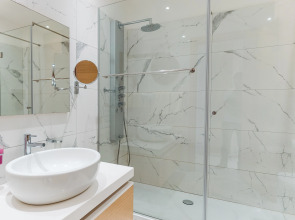 Vrachia Beach Hotel & Suites - Adults only