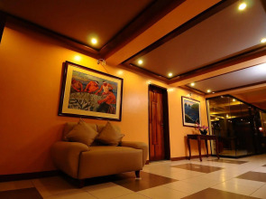 Big Apple Hotel & Bar