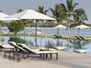 Курортный отель Amaya Beach Pasikudah