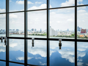 Avani+ Riverside Bangkok Hotel