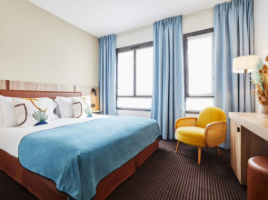 Plaza Tour Eiffel Hotel