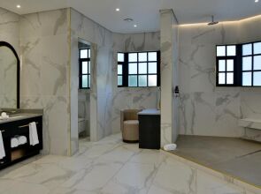 Apogee Boutique Hotel & Spa