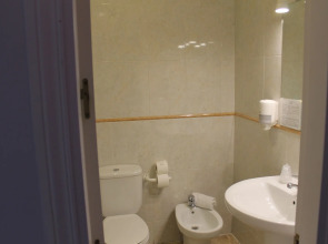 Hotel Barajas Plaza Madrid