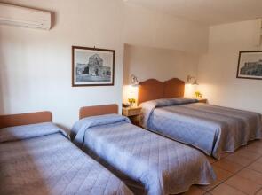 3 Esse Country House