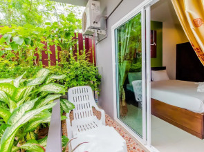 Baan Yuyen Karon Guesthouse