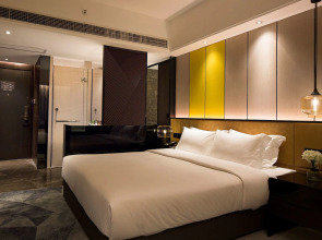 Paco Business Hotel Datang Metro Station