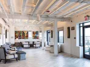 The Yorktowne Hotel, Tapestry Collection by Hilton