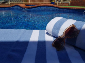 Golden Reef Motor Inn