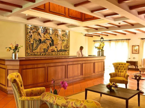 Pestana Village Garden Hotel