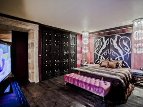 Royal Castle Design & SPA Hotel