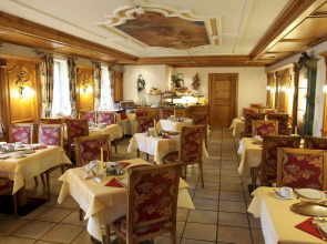 Hotel Edelweiss Garni