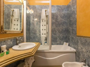 Room Select Via Veneto