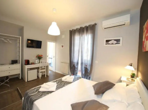 A 2 Passi dai Musei Guest House