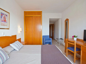 Hotel Cabot Cala Ferrera