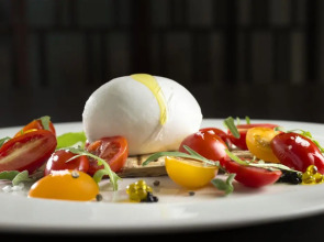 VOGO Abu Dhabi Golf Resort & Spa